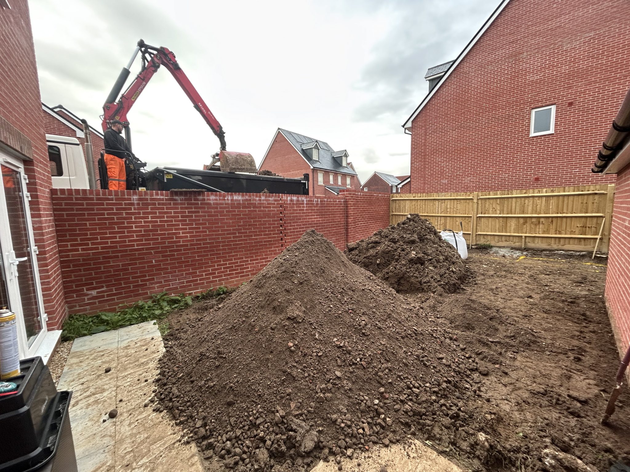 20251118_093528655_iOS