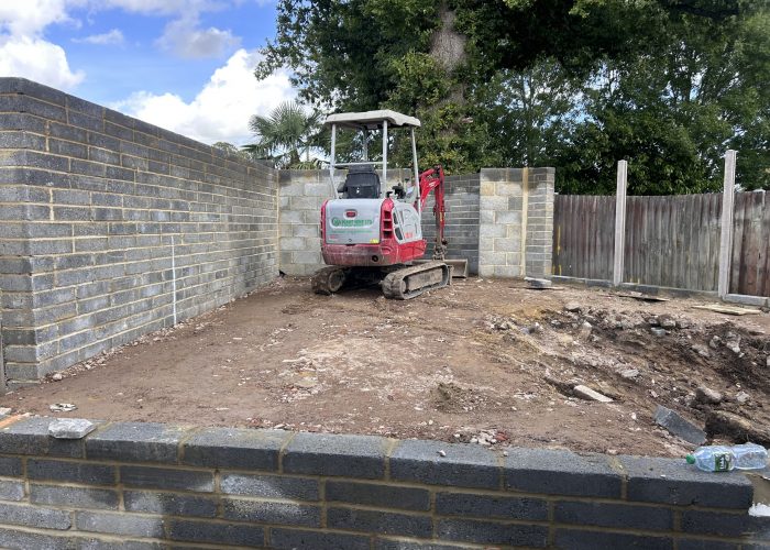 20250901_143634774_iOS